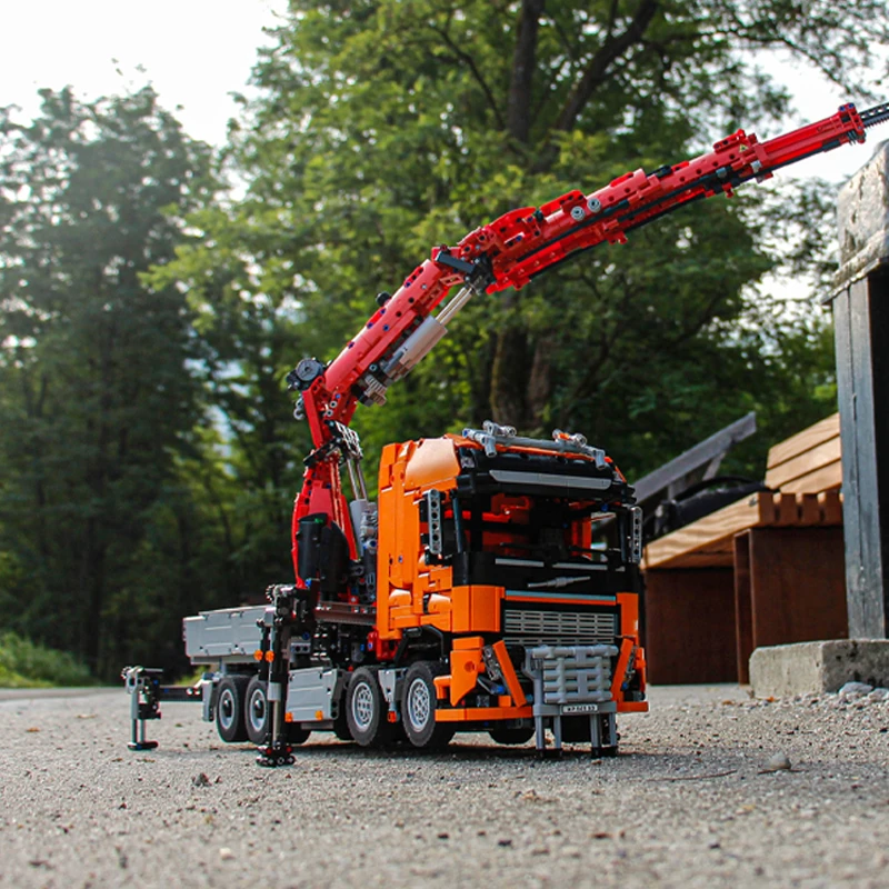 

MOC Heavy Duty Truck FH16 750 8x6 With Crane Trailer Model Building Blocks DIY Vehicle Assemble Brick Children Toy Birthday Gift