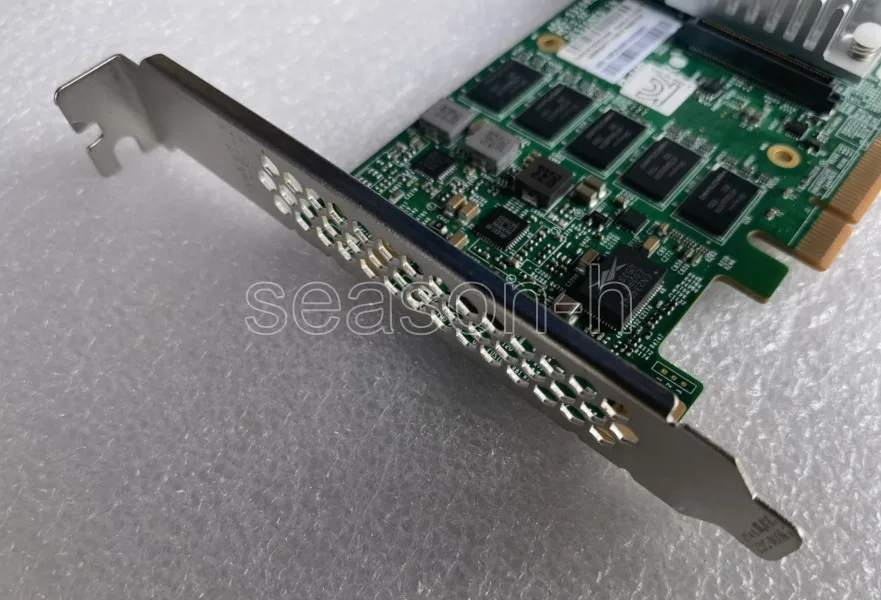 Imagem -02 - Suporte 24 Hdd Oito Portas Sas Cartão Raid Interno Aoc-s3108l-h8ir 12 gb s