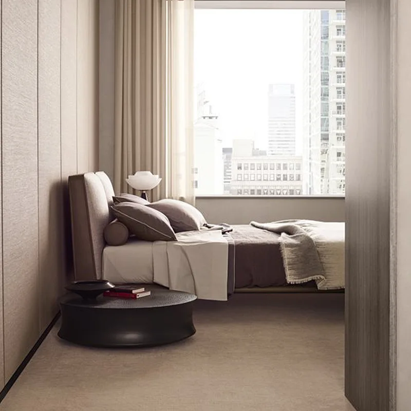 Cama de casal simples do quarto principal