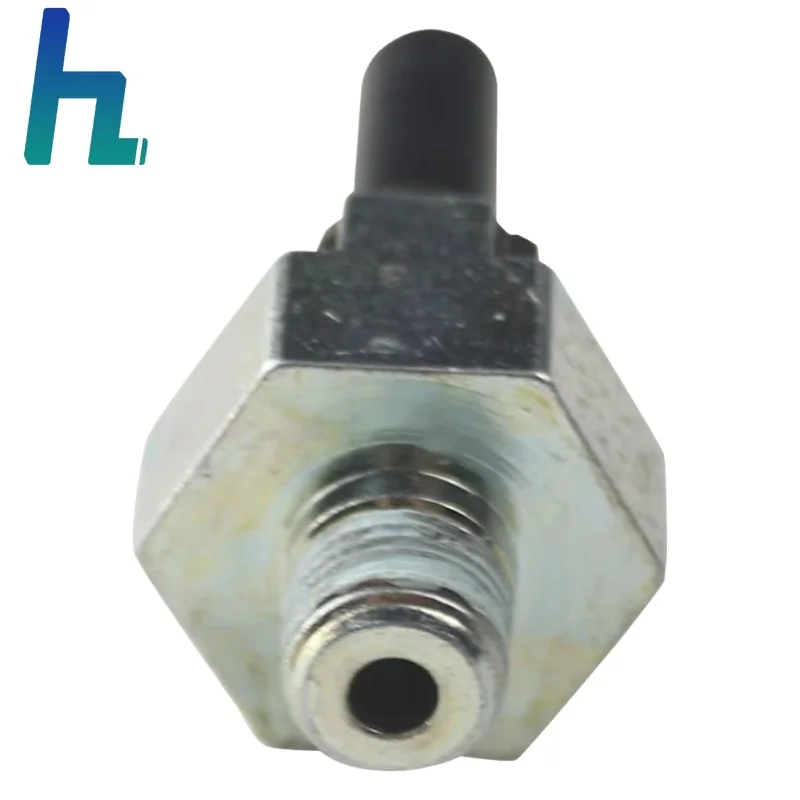 

31325609 Radiator Coolant Bottle Check Valve for Volvo S60 S80 V40 V70 XC70 Parts