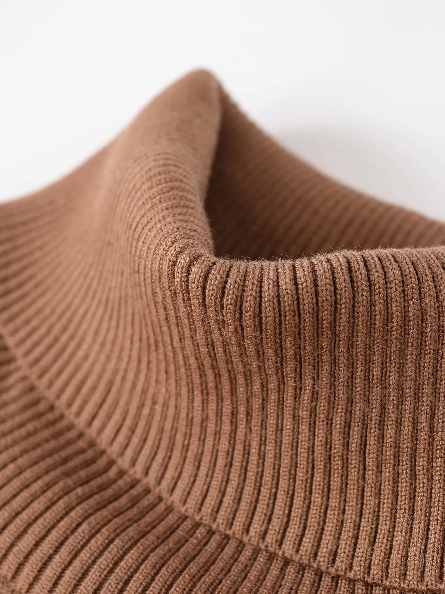 Pull Long polyvalent à manches longues et col montant pour femme, mode européenne et américaine, couleur unie, nouvelle collection 2025