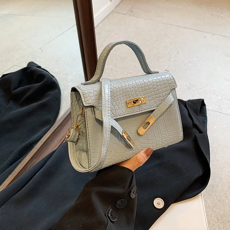 2024 new trendy and stylish French shoulder bag, versatile crossbody bag, hand-held Kelly small square bag