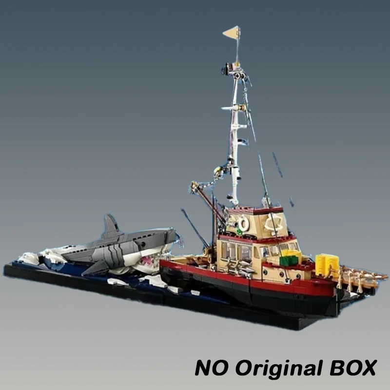 

1497PCS White Shark MOC 24350 Creative Diorama Ship Building Blocks Model Modified Toy Adult Children Birthday Gift Home Decor