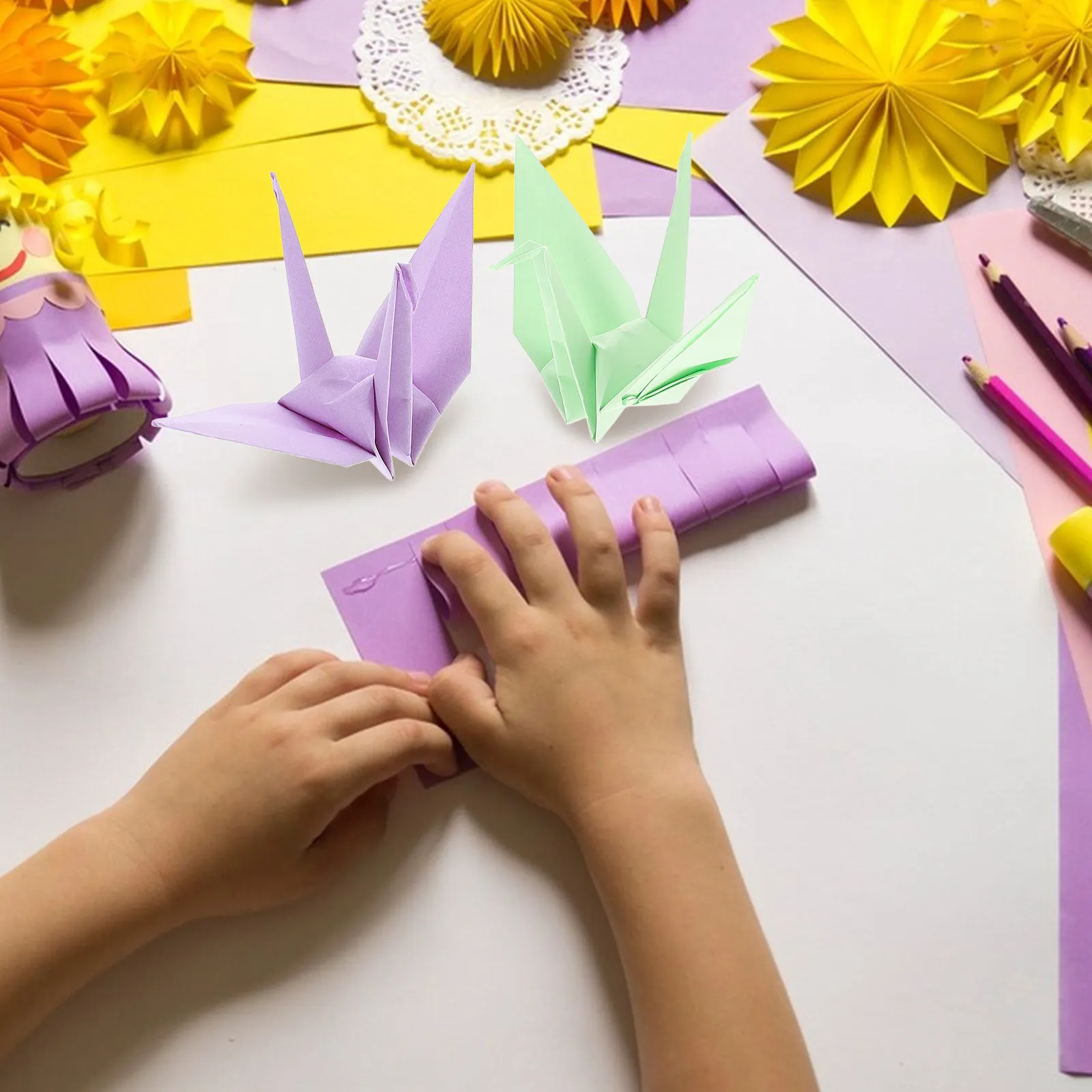 100 قطعة من ورق الأوريغامي الملون بـ 10 ألوان مختلطة لمشاريع الحرف اليدوية والفنون، أوراق للطي والحرف اليدوية