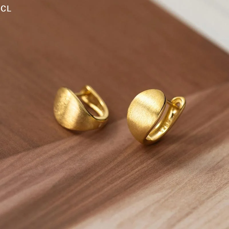 1Pair  Small Vintage Matte Brushed Earrings for Women Exaggerated Frosted Curved Ear Buckle Jewelry Party Accessories Gifts