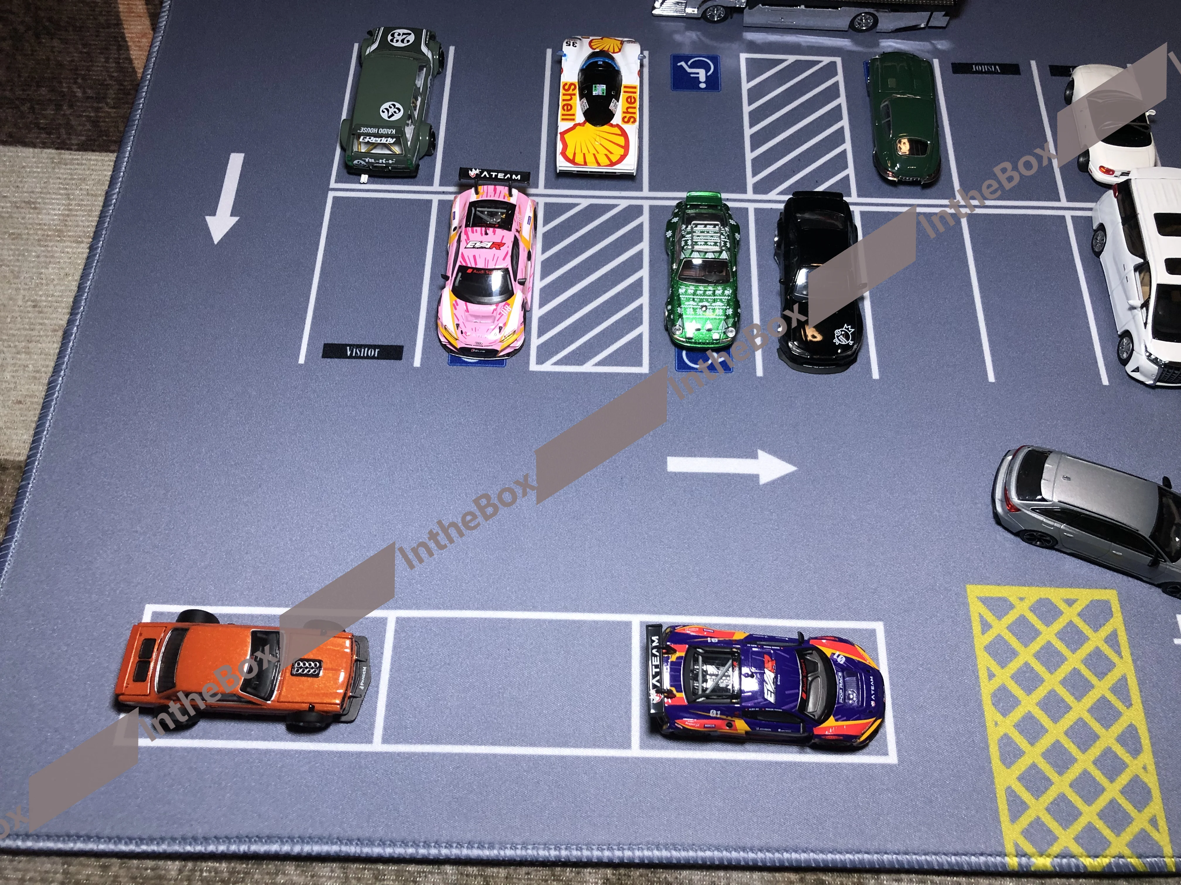 1/64 Scale LARGE Mouse Pad Parking Lot 40cm x 60cm Car Scene Diorama Display Toy