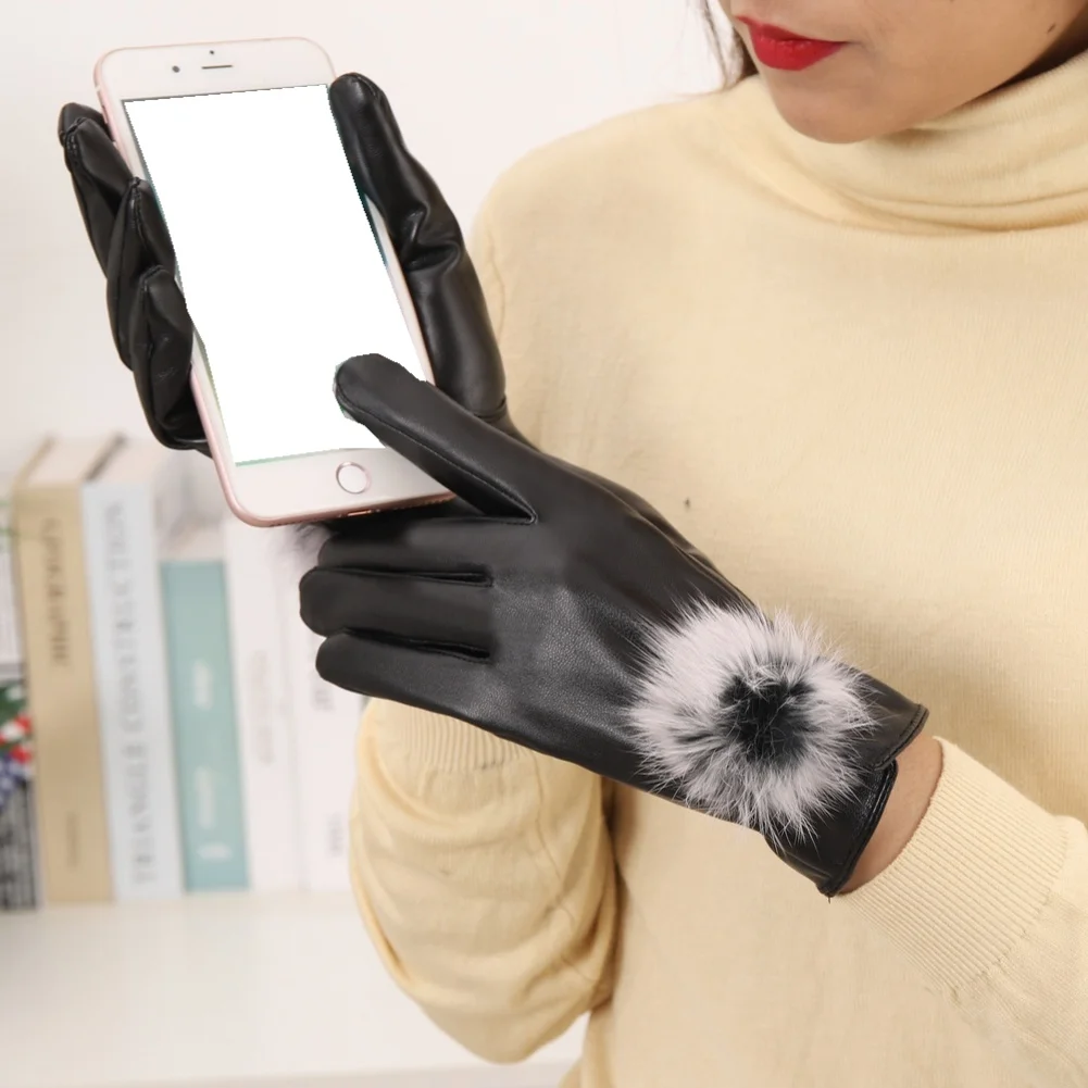 

Водонепроницаемые перчатки с флисовой подкладкой, текстурированные ладони, утепленная конструкция, ветрозащитная отделка, мягкая внутренняя поверхность, комфорт на весь день