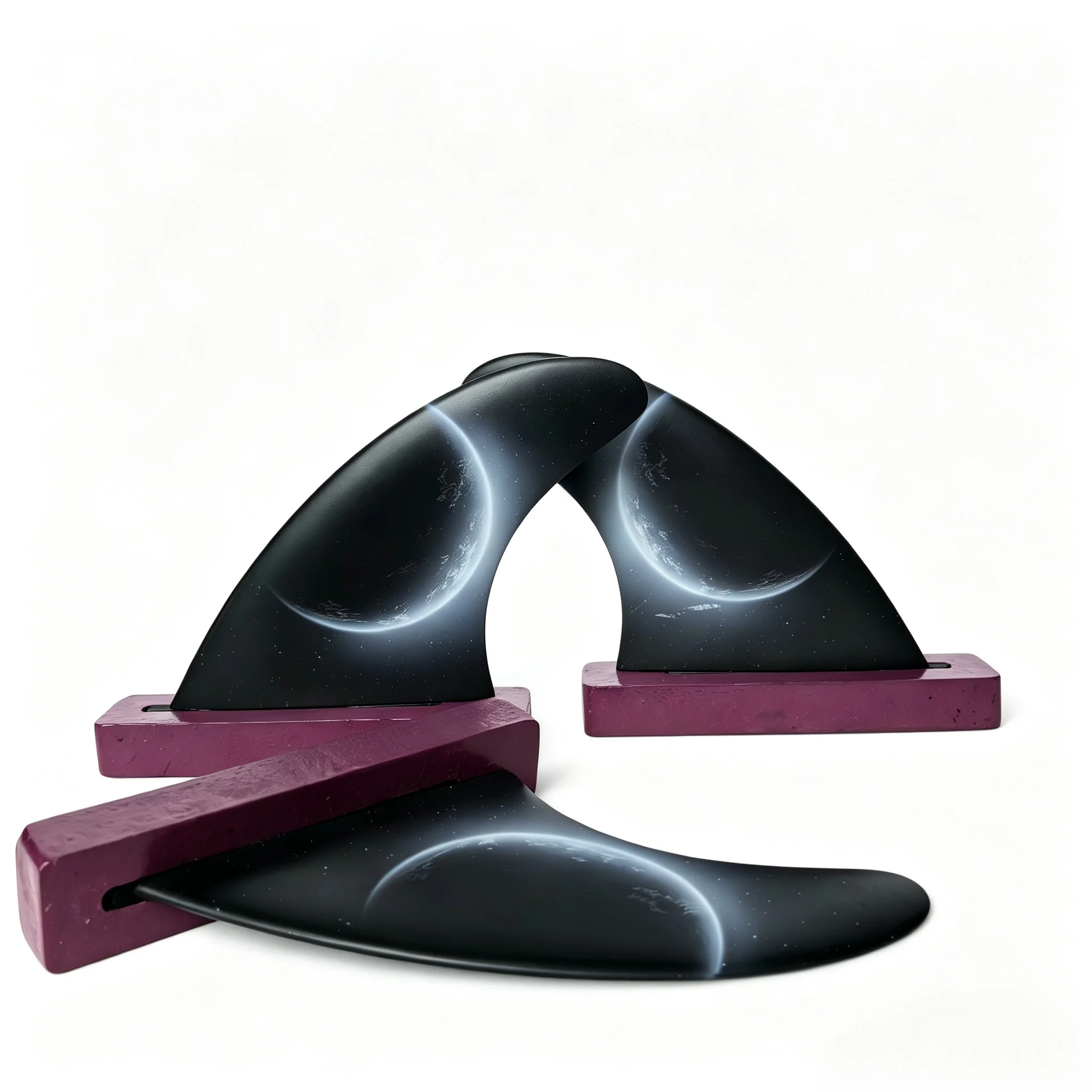 

The F2 High-Performance Three-Fin Set is designed for all types of wave conditions. Made from carbon fiber, these durable, high-