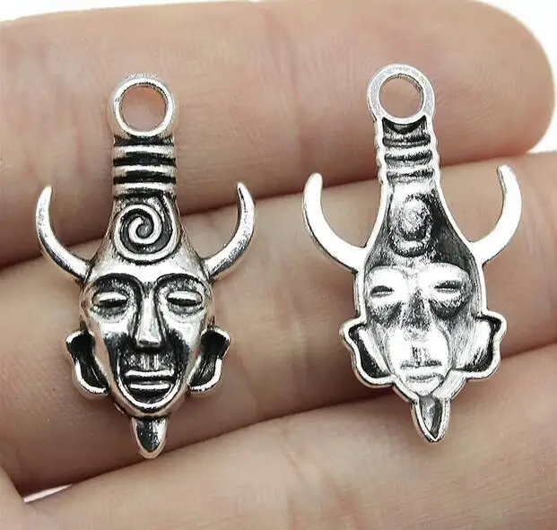 10pcs 31x18mm Alloy Pendant Tauren Noodles Wizard Horde Shaman Charms EF3700