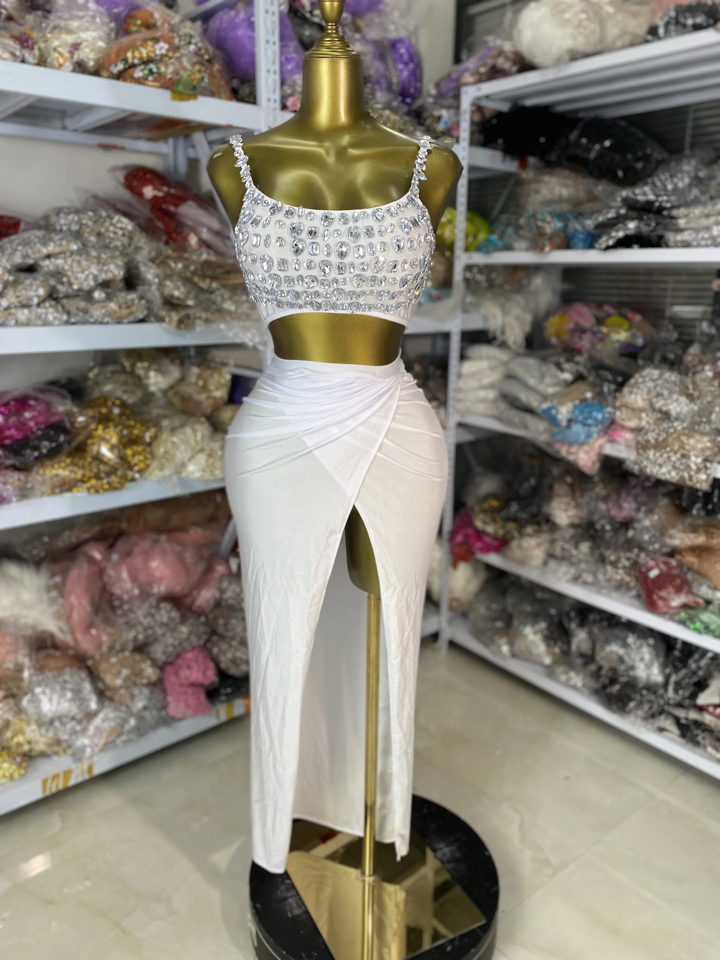 

Women Summer White Skirt Sets High Street Crystale Camisoles Crop Top And Open Leg Skirt Two Piece Set Musical Festival Outfits