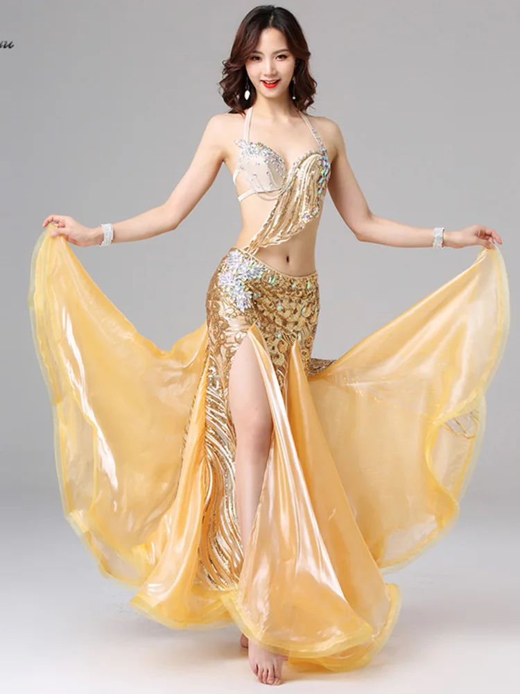 

Rhinestone Bra Top with Split Skirt – Asymmetrical Classical Dance Costume Set for Stage & Performance Wear