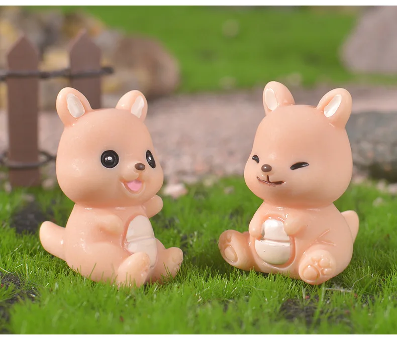 

8Pcs Miniature Kangaroo Resin Garden Decor Charming Small Animal Statues for Fairy Garden Terrarium Home