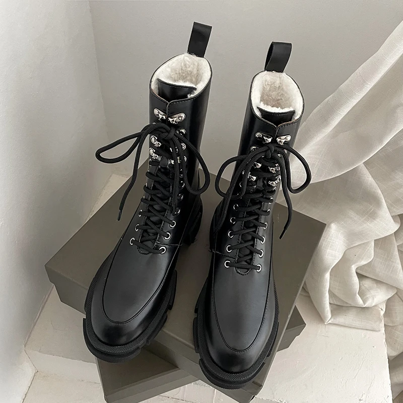 2022 New Winter Genuine Leather Women Boots Fur Warm Boots Snow Boots Lace-up Platform Boots Black White Motorcycle Boots Shoes