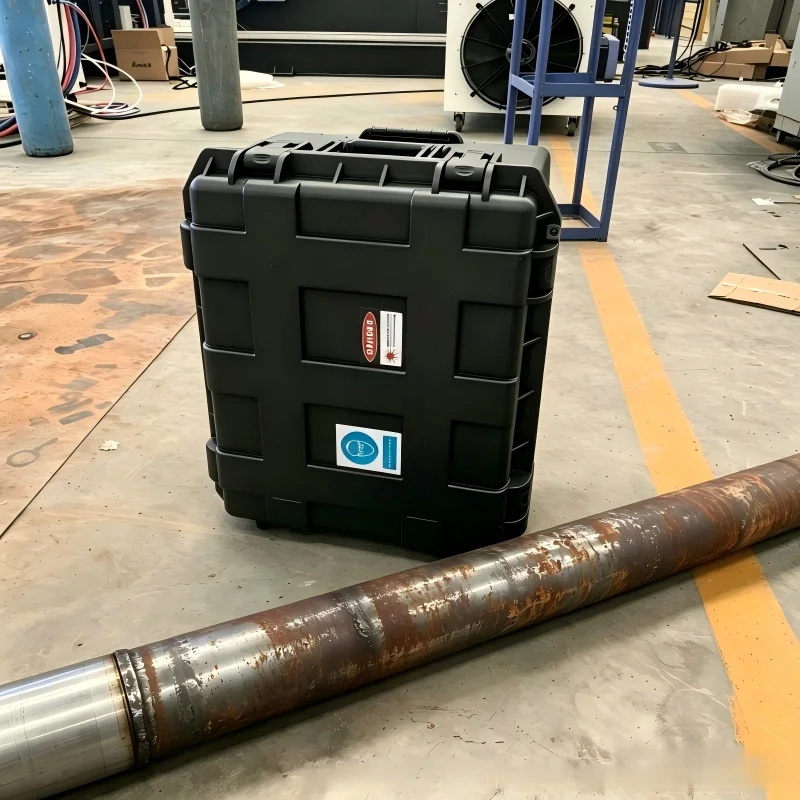 Industrial Laser Cleaner - Continuous 1200w Suitcase Laser Cleaning Machine