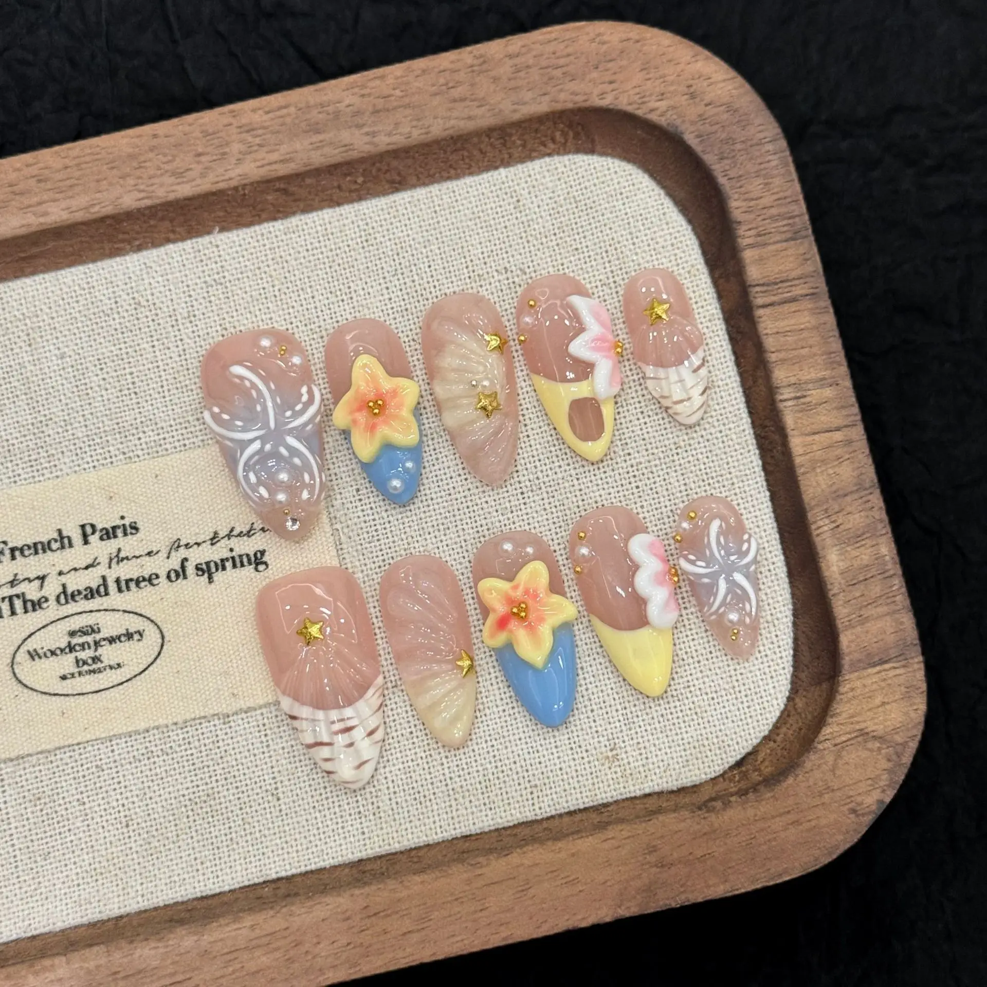 

10pcs Fresh French Style Handmade False Nails 3D Carved Flower Starfish Shell Press On Nail Summer Ocean Series Almond Fake Nail