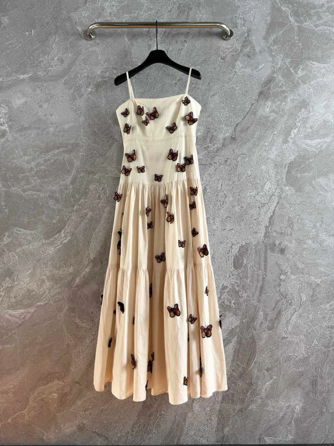 

Женское праздничное платье на бретельках с вышивкой и квадратным воротником, высокой талией, без рукавов, модное женское платье макси из 100% льна