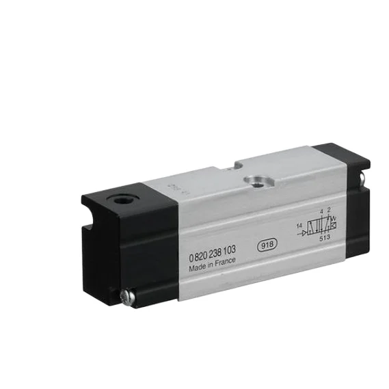 Two position five way directional valve R412007109