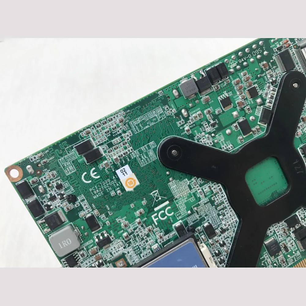 

PCI-7020 A1 для материнской платы промышленного компьютера Advantech PCI-7020VG