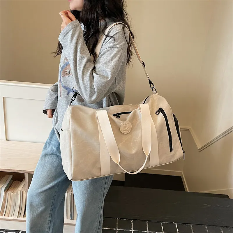 lightweight-large-capacity-short-trip-women's-travel-bag-handheld-waterproof-sports-bag-crossbody-bag-for-casual-occasions
