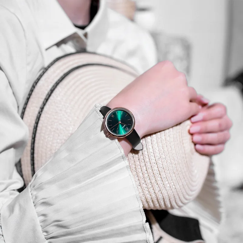 

New Women'S Quartz Watch Leather Strap Brand Name Perfect As A Gift Fashionable Quartz Wristwatch High-End Selection Of Watches.