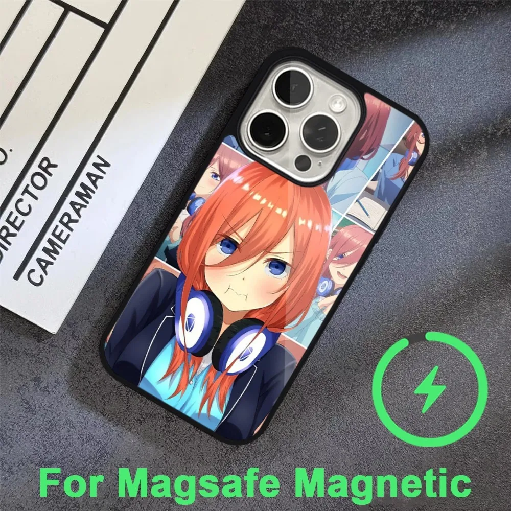 Miku Nakano quintillizas Phone Case For iPhone 15 14 13 12 11 Pro Max Plus  Magsafe Black Soft Cover