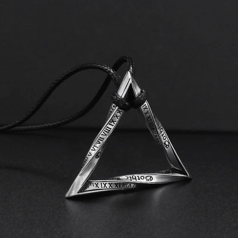 Twisted Geometric Couple Necklace Vintage Fashion Jewelry Triangle Circle Pendant Necklace for Men Women