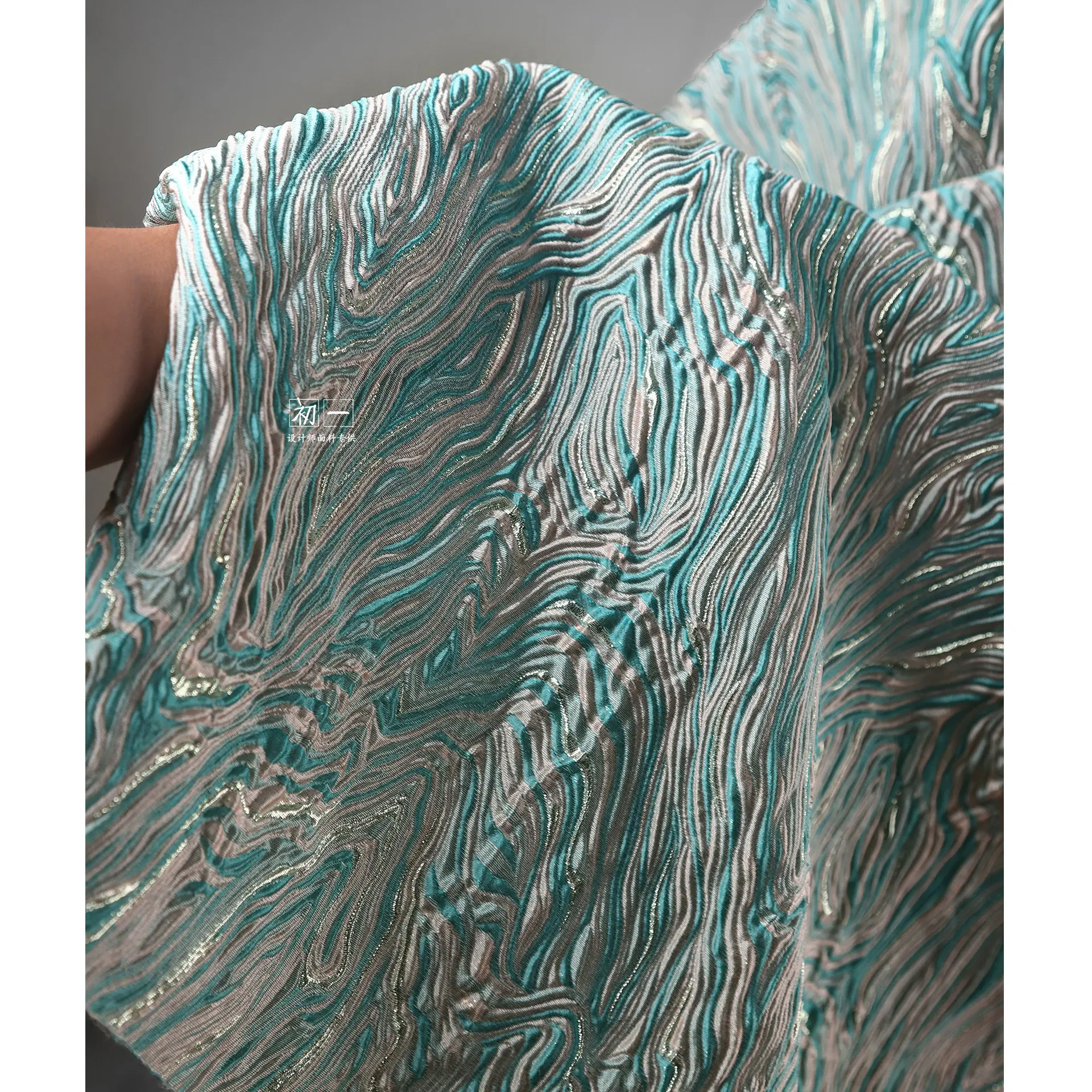 Green Mountains Pattern Gilding Silk Texture Figured Cloth Low Light Three-Dimensional DIY Bag Creative Clothing Designer Fabric