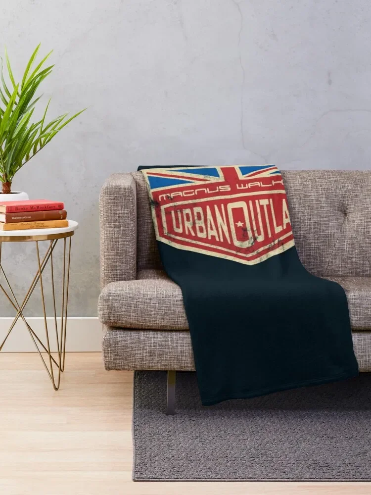 Magnus Walker Urban Outlaw Vintage logo Essential T-Shirt Throw Blanket Bed linens Sofas Hairys Blankets