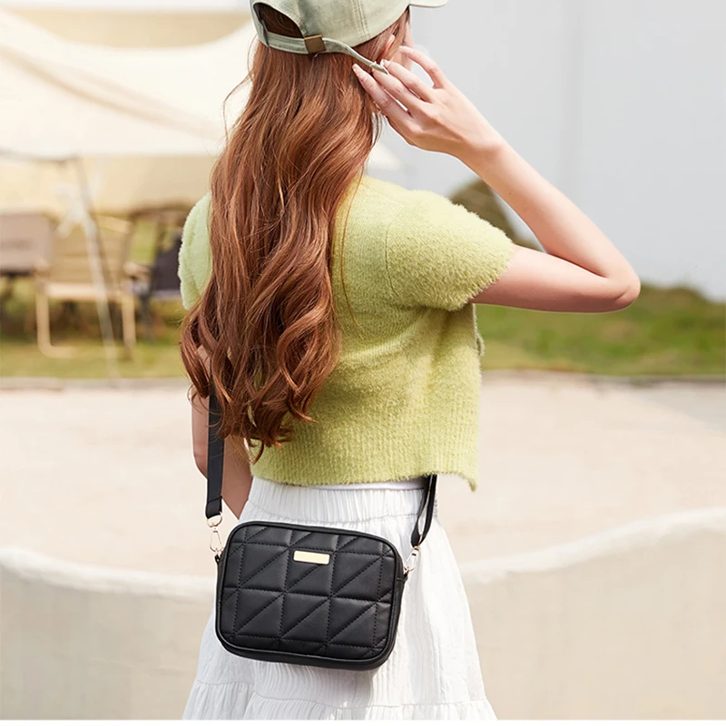 Luksusowa Mini Torebka Kwadratowa Damska Torba na Ramię Listonoszka ze Skóry PU Wysokiej Jakości Kopertówka Torba Kurierska bolasa