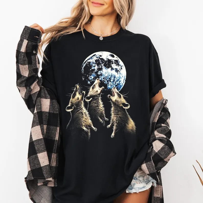 

Three Possums Howling At Moon Comfort Colors Shirt