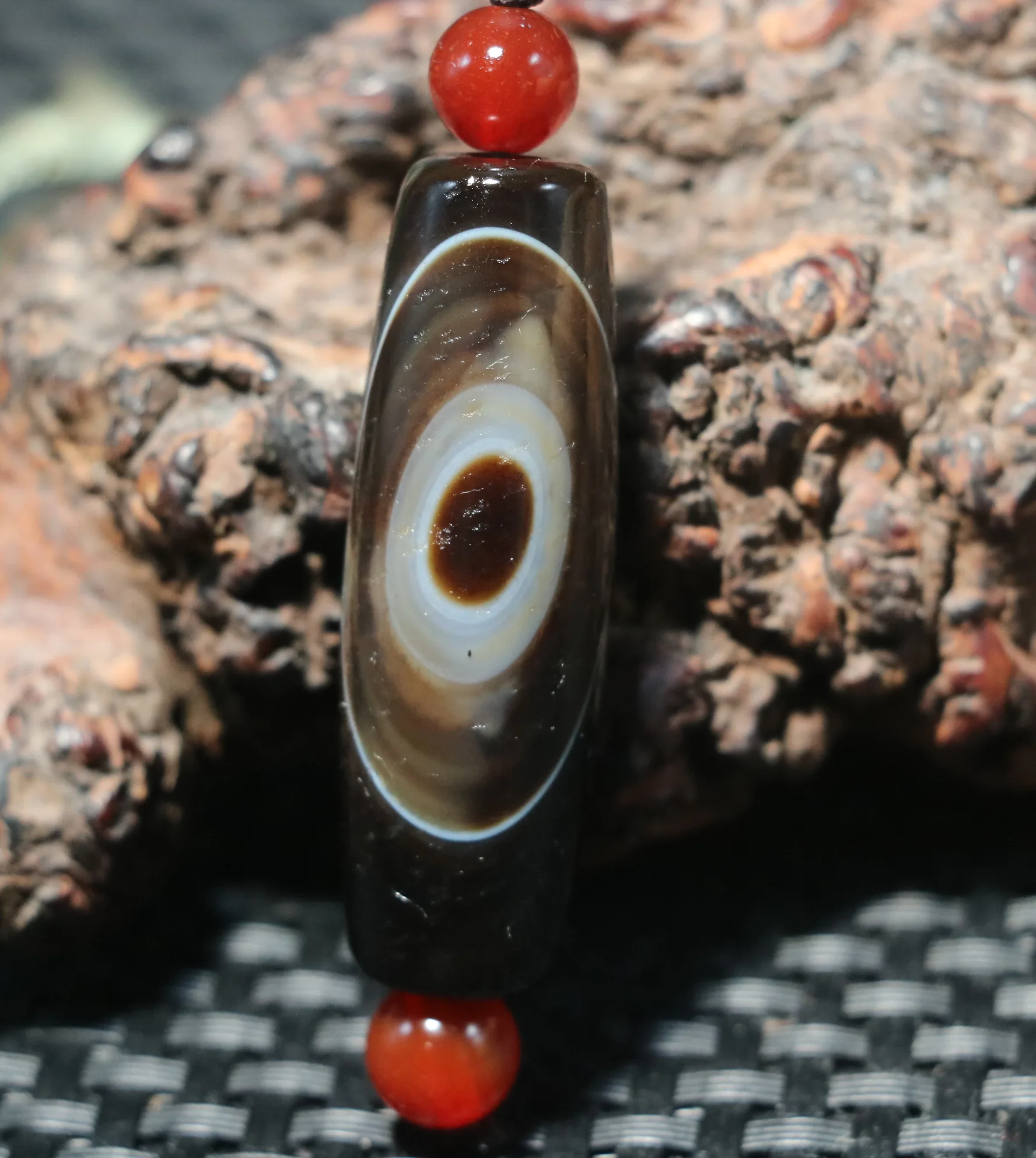 

Unique Pattern Energy Power Magic Tibetan old Agate Natural Silkworm Eyed Wisdom dZi Bead Pendant Amulet Talisman UPD230205b67