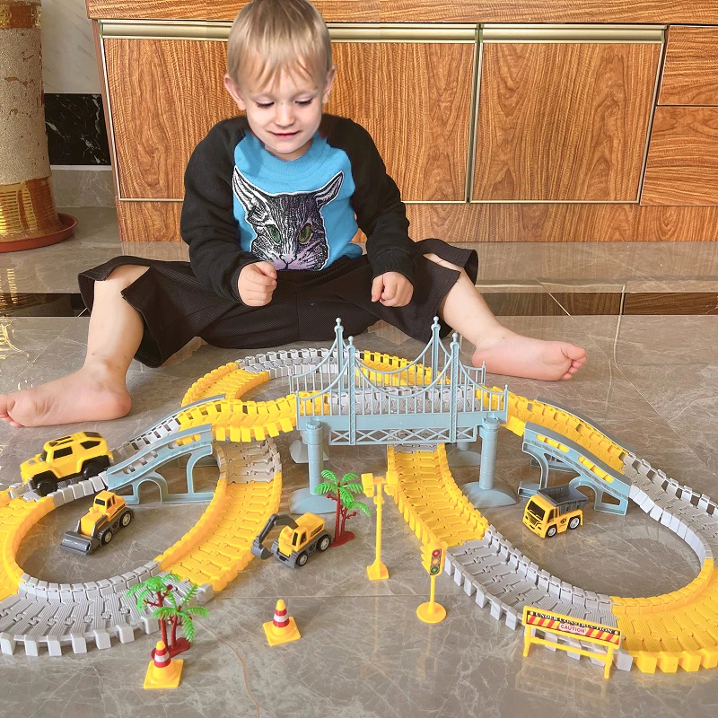Elektryczny wagon kolejowy odmiana tor zabawek ręcznie robione puzzle samochód wyścigowy zestaw klocków chłopiec dziewczyna prezent urodzinowy prezent na Halloween