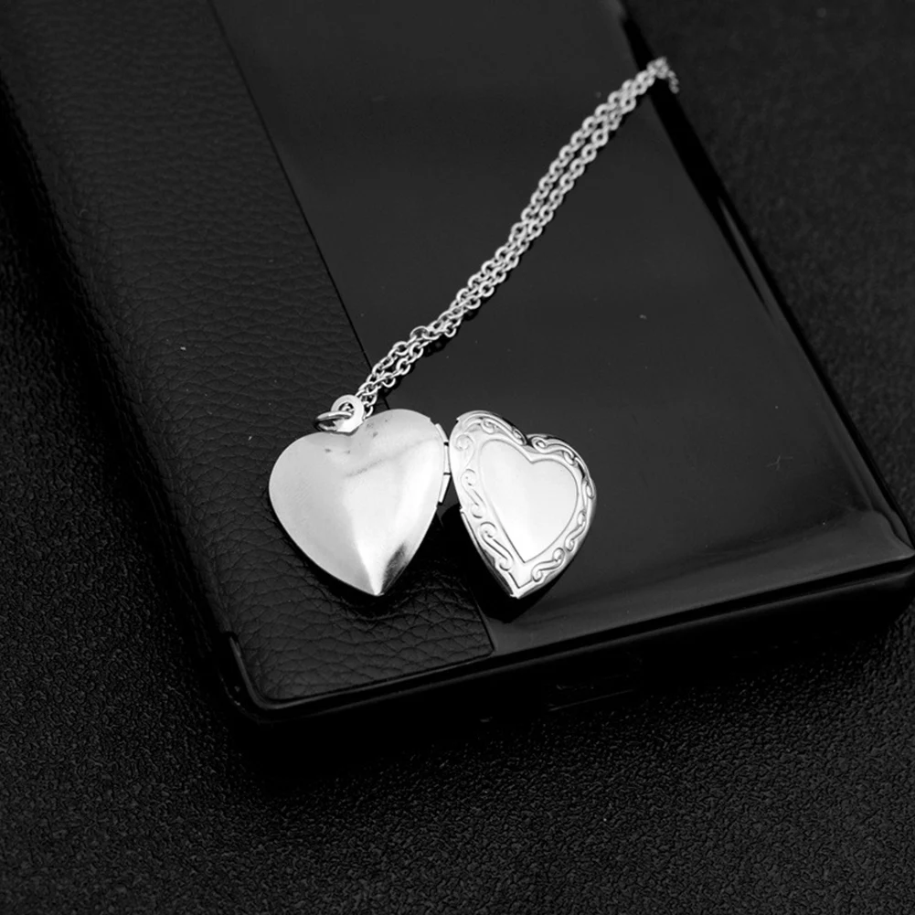 1 Heart Shaped Photo Frame Pendant Necklace Love Heart Charm Stainless Steel Locket Necklace Women Men Fashion Memorial Jewelry