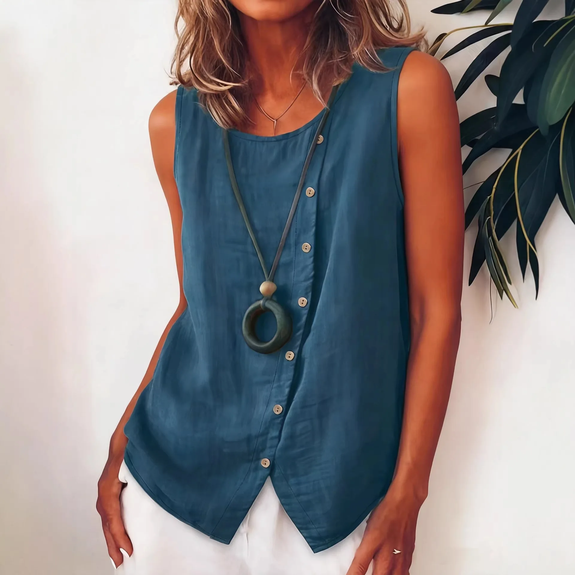 

Summer new bohemian sleeveless shirt top side diagonal buckle loose large size women's vest