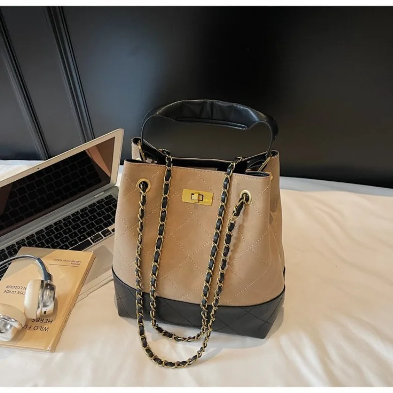 

Classic Solid Color Luxury Designer Diaper Bag For Women Leather Tote Large Capacity Elegant Crossbody Shoulder Bag Timeless