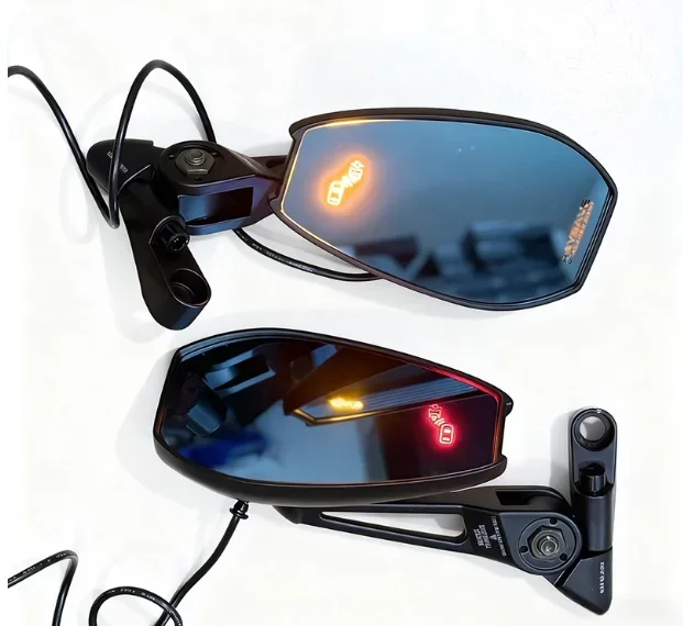 Rearview mirror with turn signal, suitable for motorcycles with blind spot monitoring function, motorcycle accessory
