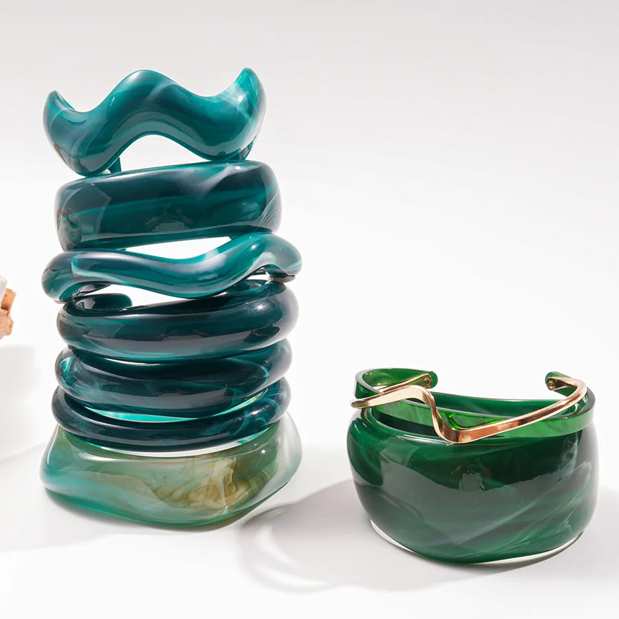 KMVEXO Vintage azul verde acrílico pulseras de onda Irregular brazalete para mujeres niñas brazalete abierto geométrico brazaletes anchos joyería