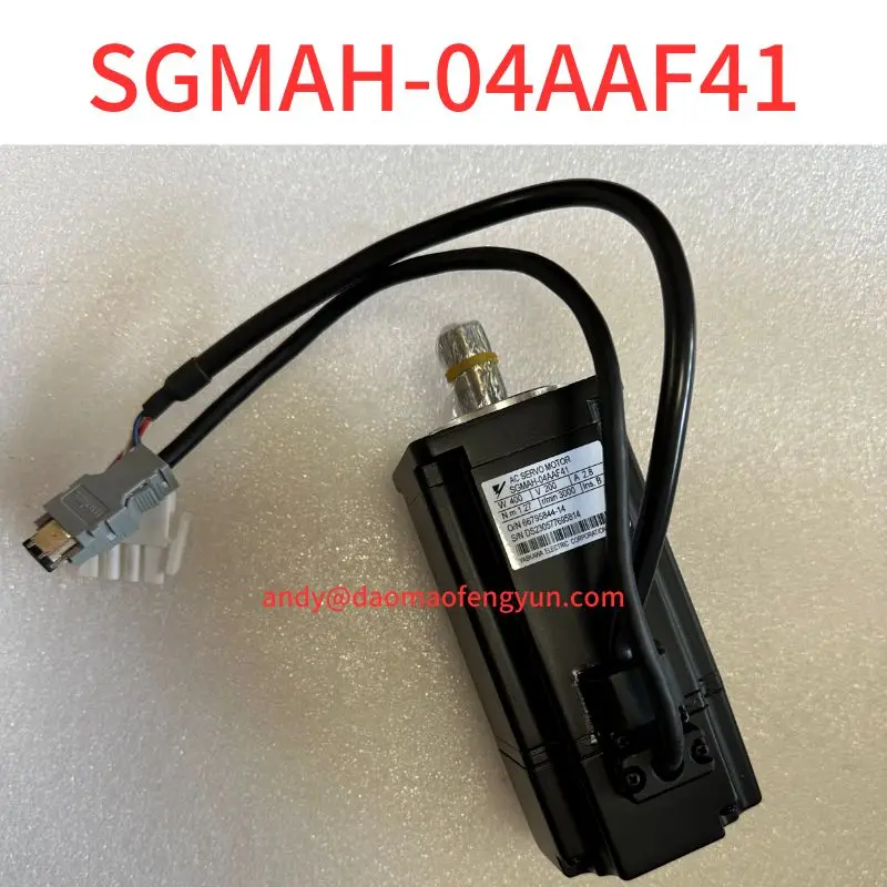 Brand New SGMAH-04AAF41 motor