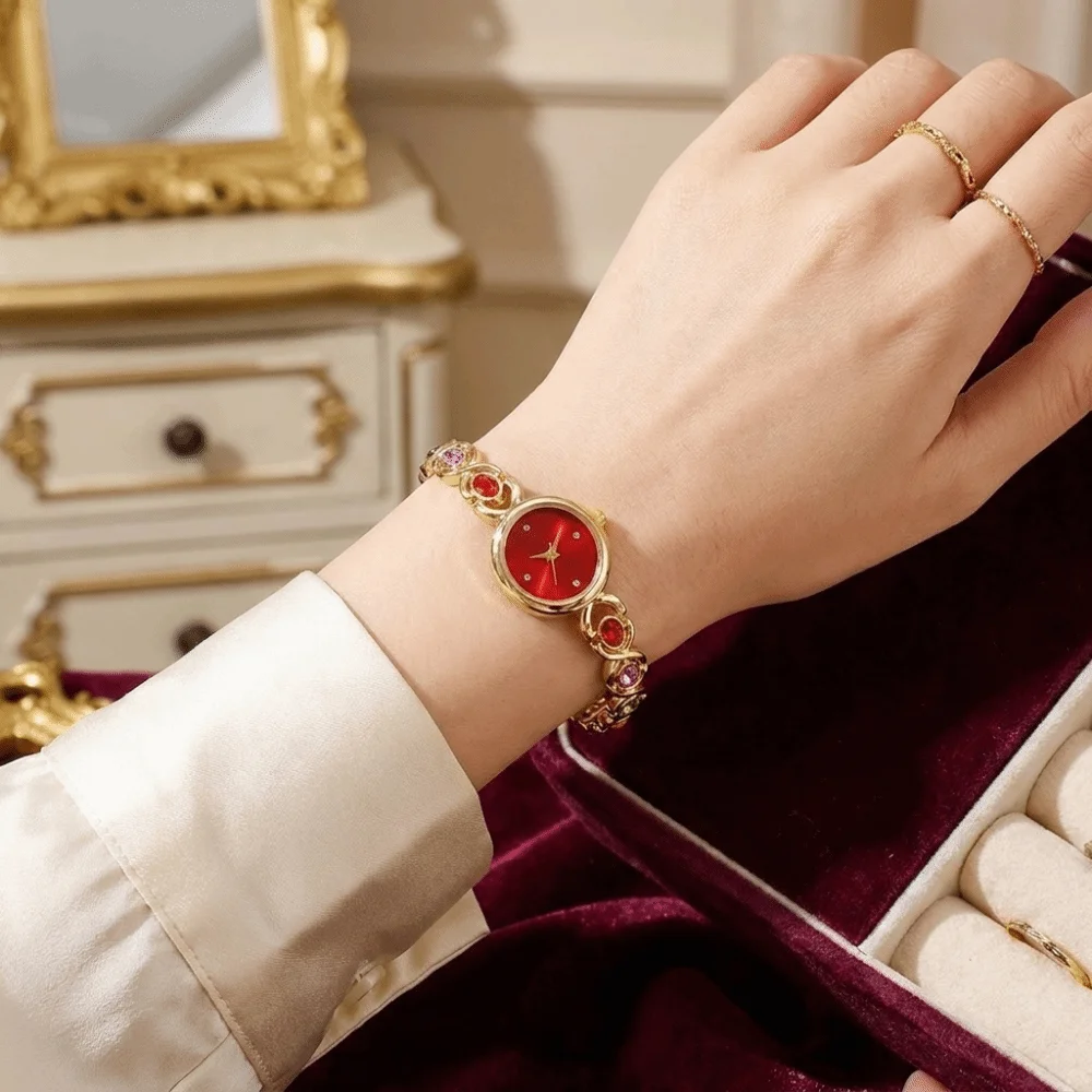 Light Luxury Women's Bracelet Watch Versatile Temperament Retro Oval Watch Elegant French Ladies Watch Lady