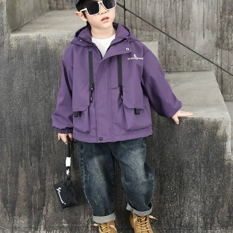 Abbigliamento per bambini Cappotti giacca a vento 2025 Primavera Autunno Nuovi ragazzi Trench per bambini Capispalla con cappuccio antivento 1-15 anni
