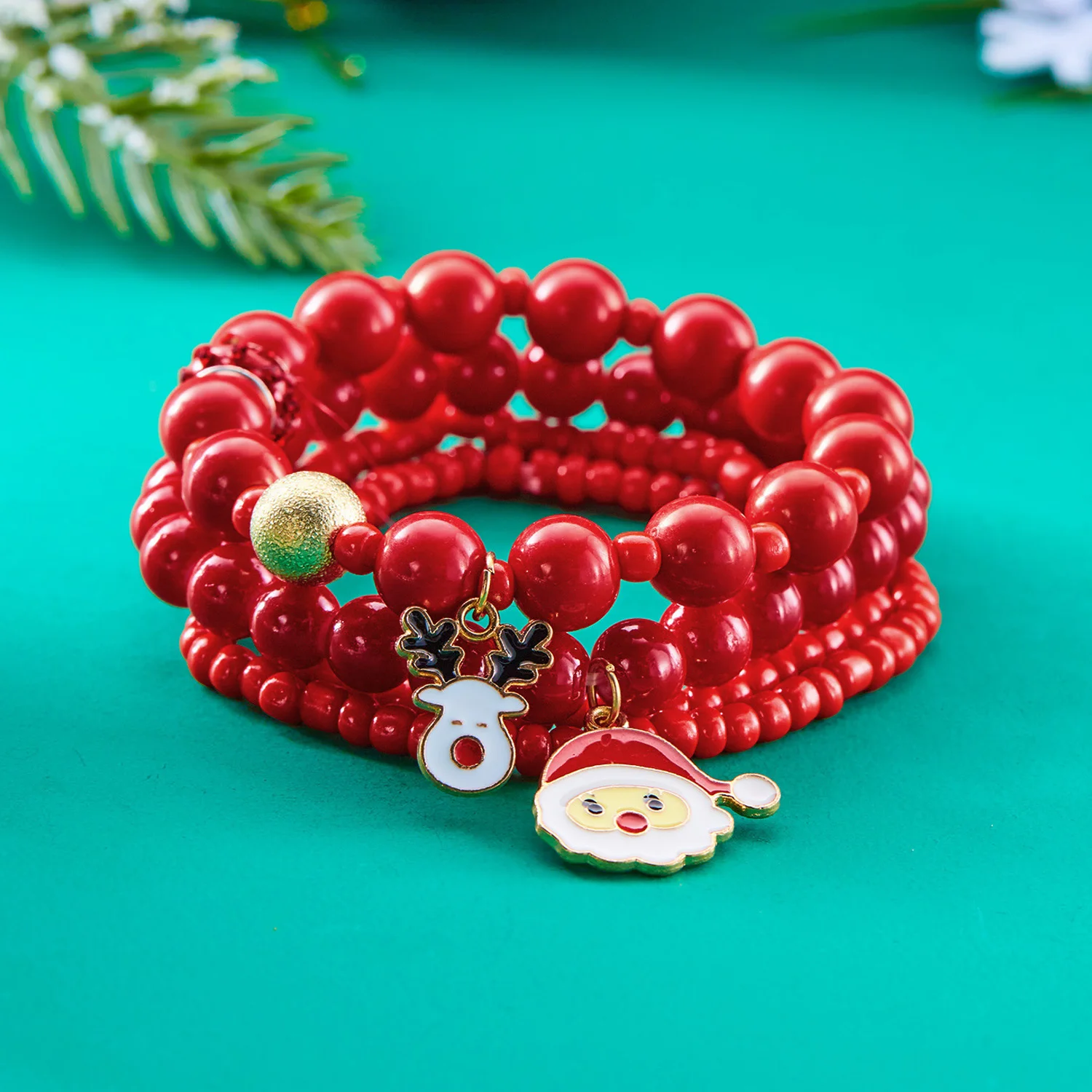 

4Pcs Green Red Acrylic Beads Christmas Bracelets For Women Cute Snowflake Deer Santa Claus Xmas Tree Bracelet Fashion Jewelry