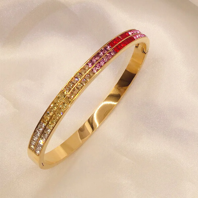 2024 Titanium Steel Bangle Vintage Gold Color Zircon Bracelet Buckle Openwork Women Bangles Classic Jewelry Female Couple Gifts