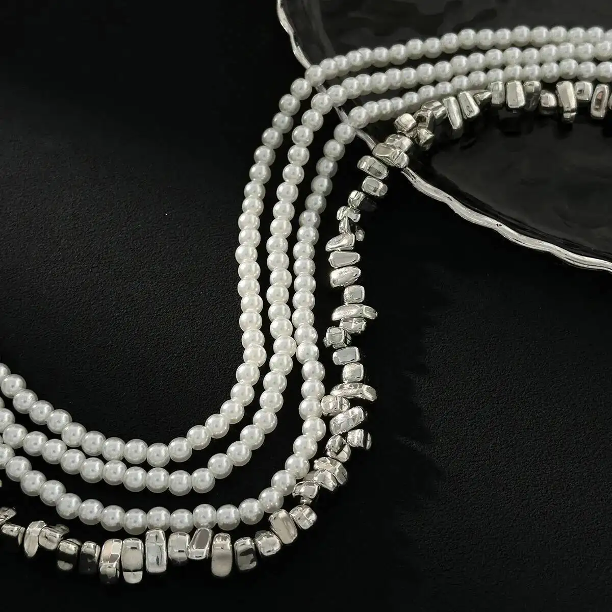 IngeSight.Z 2026 Kpop حلية تقليد اللؤلؤ قلادة المرأة خمر أنيقة CCB سترة مطرزة سلسلة الرقبة العروس مجوهرات الزفاف