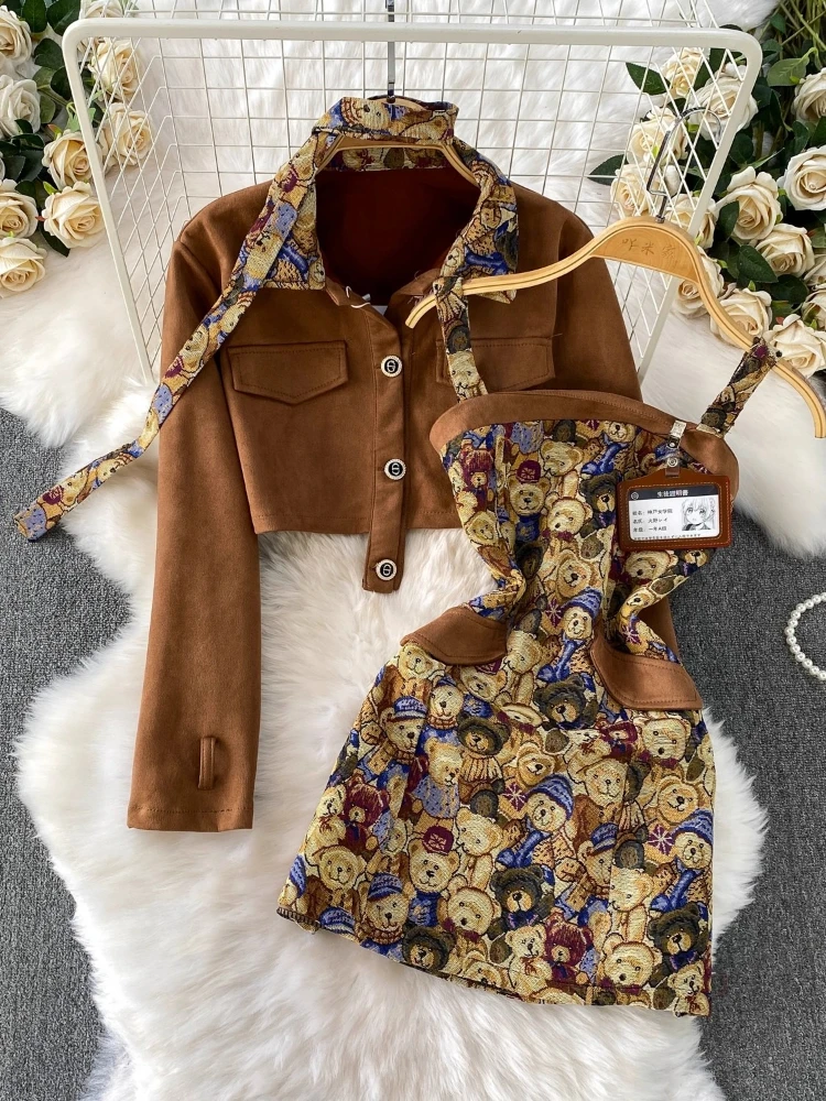 

Винтажный уличный комплект из 2 предметов, женское шикарное дизайнерское платье с принтом медведя + однотонная короткая куртка, модный довольно элегантный тонкий костюм, новинка 2023 года