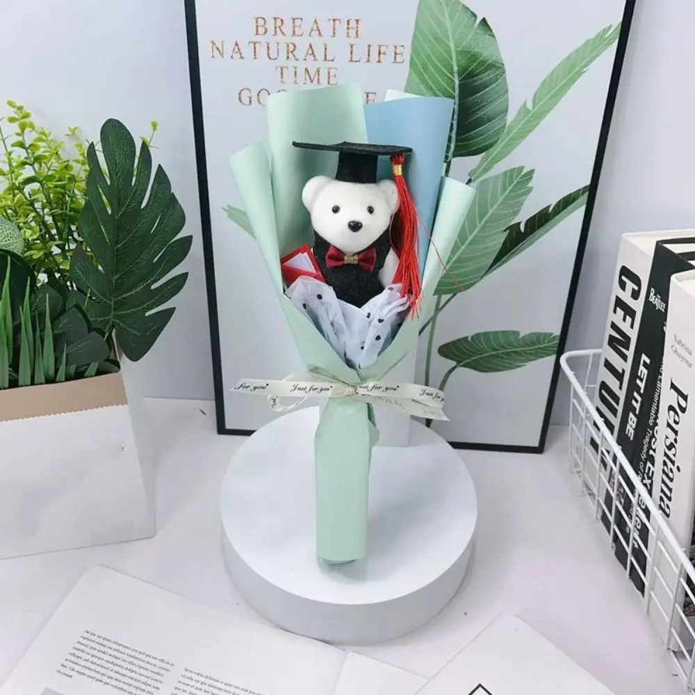 Regalo di laurea Orso adorabile Bouquet di orsi di laurea Bellissimo orso elegante Bouquet di peluche Orso dottorato di cartone animato Regalo per studenti giocattolo