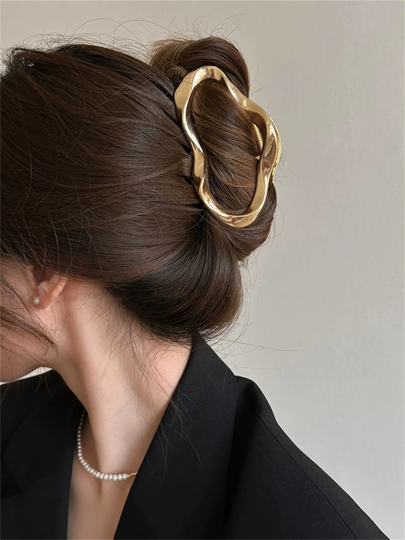 Fashion Geometric Metal Hair Claw Clips for Women Vintage Hair Clamps Crab Headband Hairpin Girls Hair Accessories Headwear