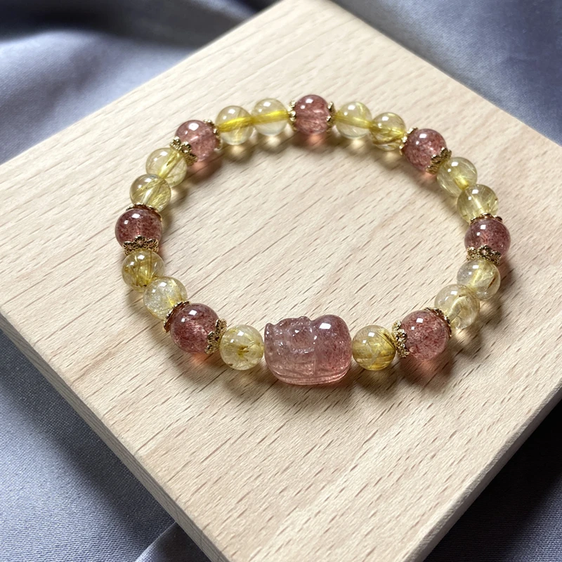 Natural Strawberry Crystal Pixiu Bracelet Jewelry Bring HealthWealth Female Personality Design Gold Rutilated Quartz BeadedBrace