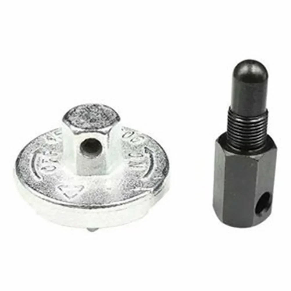 

Этот ключ для основного обслуживания делает снятие маховика цепной пилы. Бриз для всех пользователей серий.