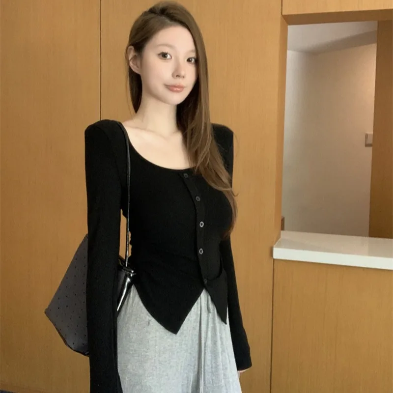 

Slim Fit Long Sve round Ne Elastic Bot irt Women's Faion Design Casual T-irt Autumn Winter New Sle Button up