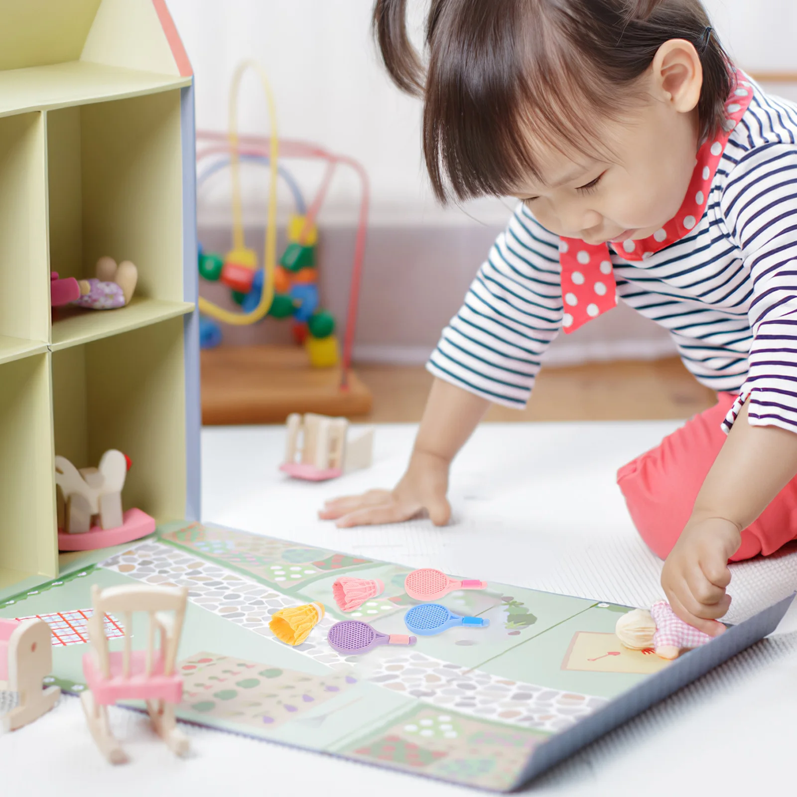 12 set di racchette da badminton in miniatura per la decorazione della stanza dei bambini Bomboniere Aspetto realistico Accessori per casa delle bambole in miniatura